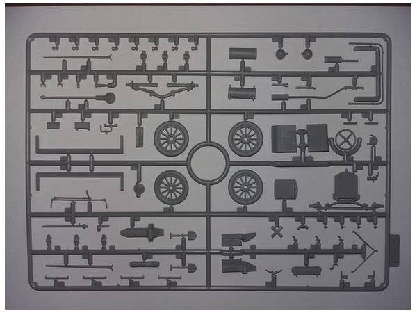 ICM 1/35 Model T 1917 Utility, WWI Australian Army Car | 4823044404537