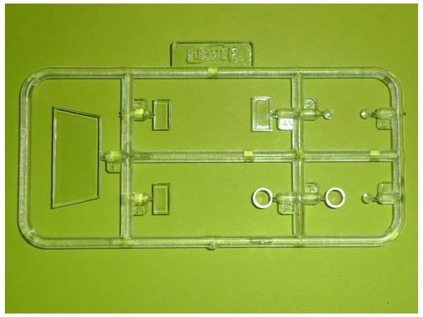 ICM 1/35 Model T 1917 Ambulance (early), WWI AAFS Car | 4823044405121