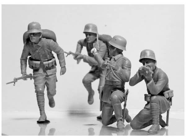 ICM 1/35 Turkish Infantry (1915-1918) (4 figures) | 4823044404780