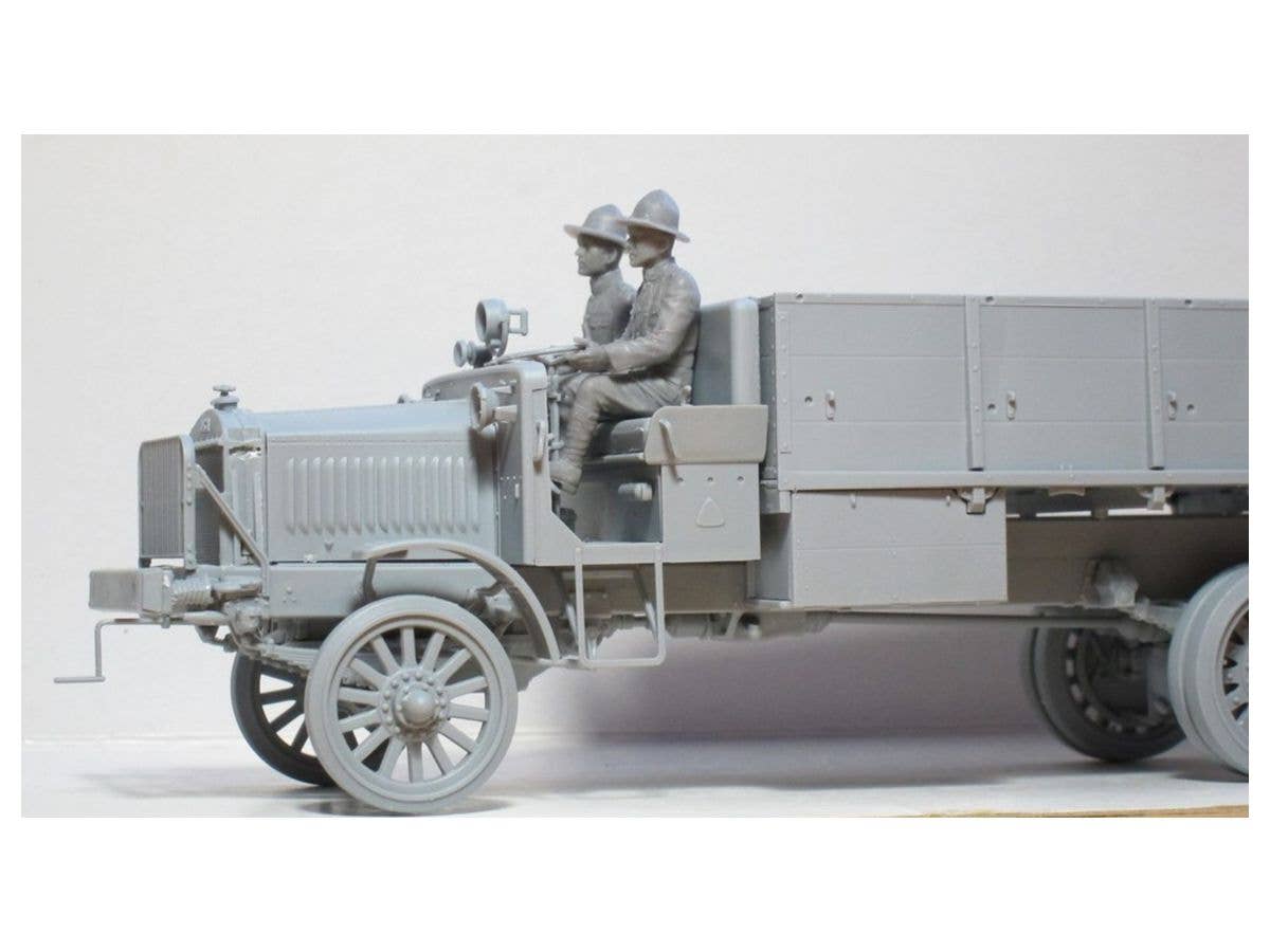 ICM 1/35 US Drivers (1917-1918) (2 figures) (100% new molds) | 4823044405534