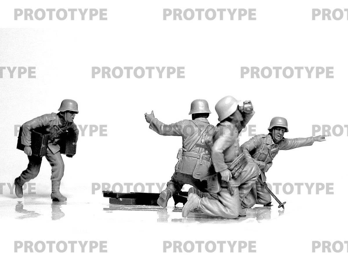 ICM 1/35 WW2 German mortar GrW 34 with Crew (mortar and 4 figures), Figure | 4823044409082