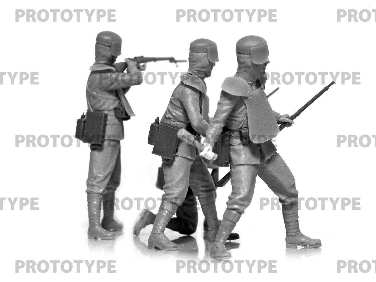 ICM 1/35 WWI Italian Infantry in armor (100% new molds) | 4823044409051