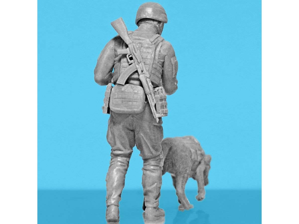 ICM 1/35 "To be ahead, to save the life", Sappers of the Armed Forces of Ukraine, Figure | 4823044409822