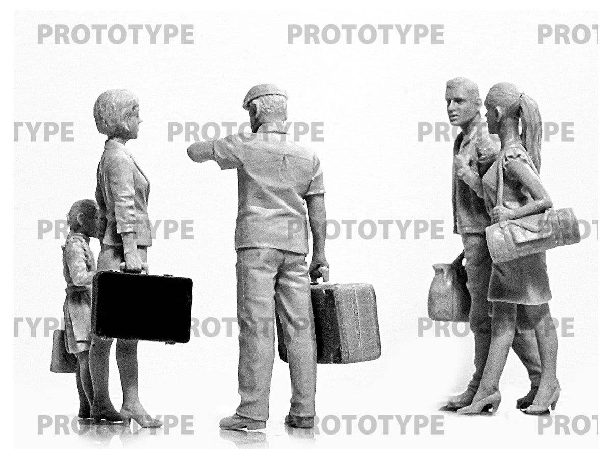 ICM 1/35 Chernobyl#5. Extraction (4 adults, 1 child and luggage) (100% new molds) | 4823044408191