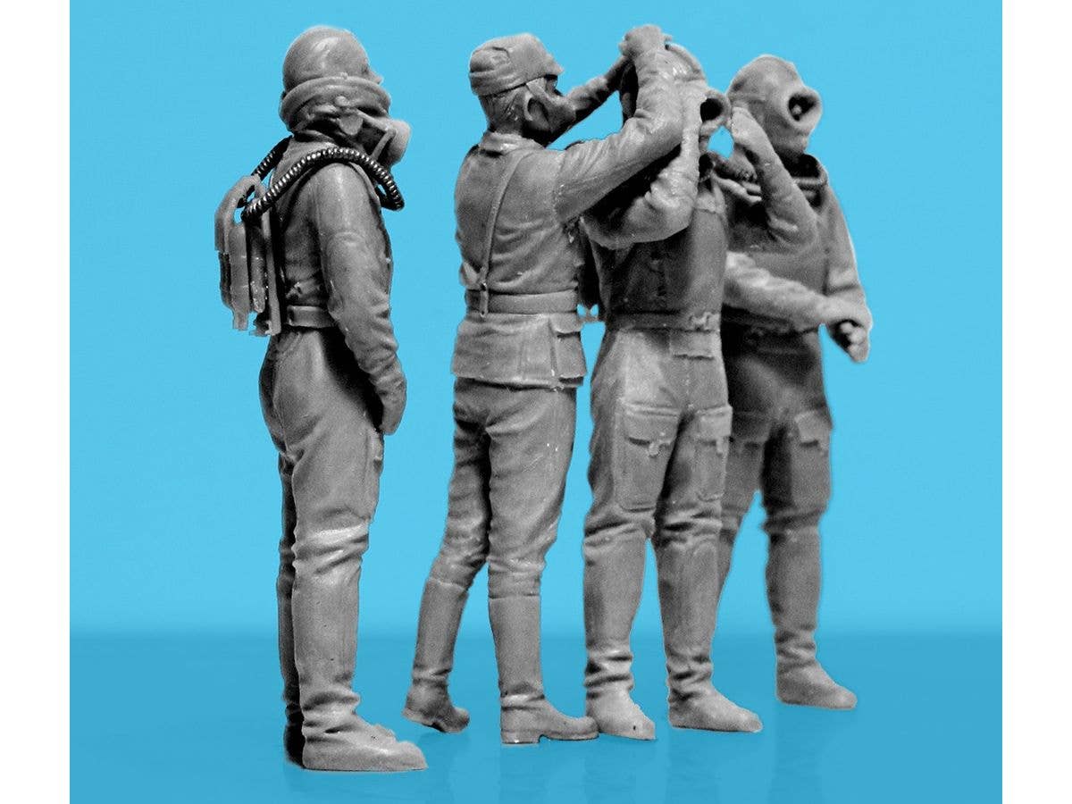 ICM 1/35 Chernobyl#6. Feat of Divers (3 figures) (100% new molds), Figure | 4823044409785