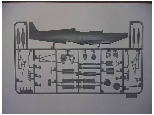 ICM 1/48 Spitfire Mk.IXC 'Beer Delivery', WWII British Fighter | 4823044404520