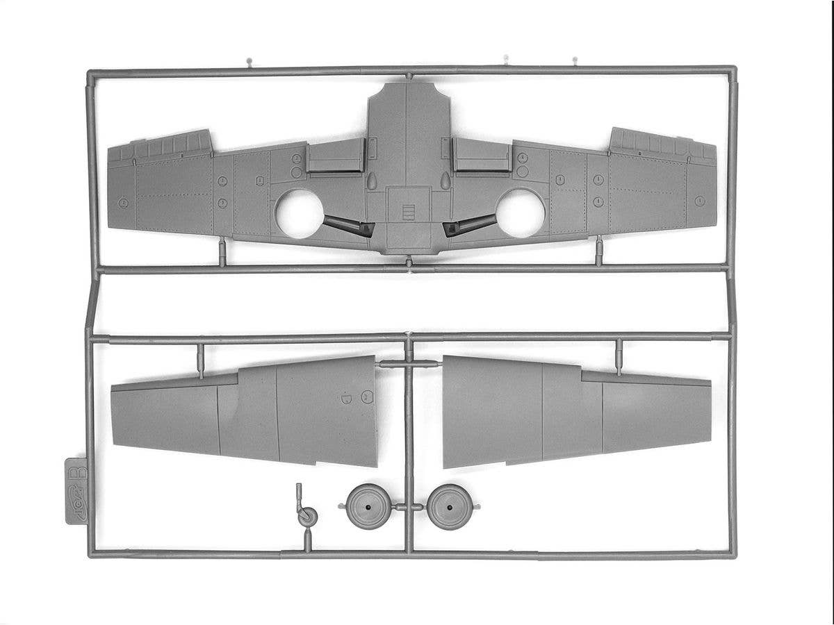ICM 1/48 Mistel 1, WWII German Composite Aircraft | 4823044409488
