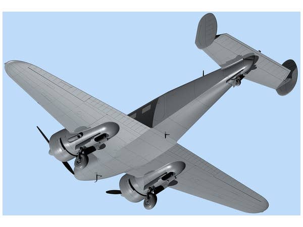 ICM 1/48 C18S, American Passenger Aircraft | 4823044404865