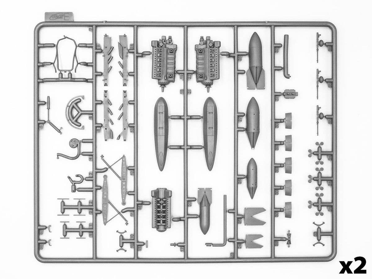 ICM 1/48 Ju 88P-1 Tank Buster | 4823044410194