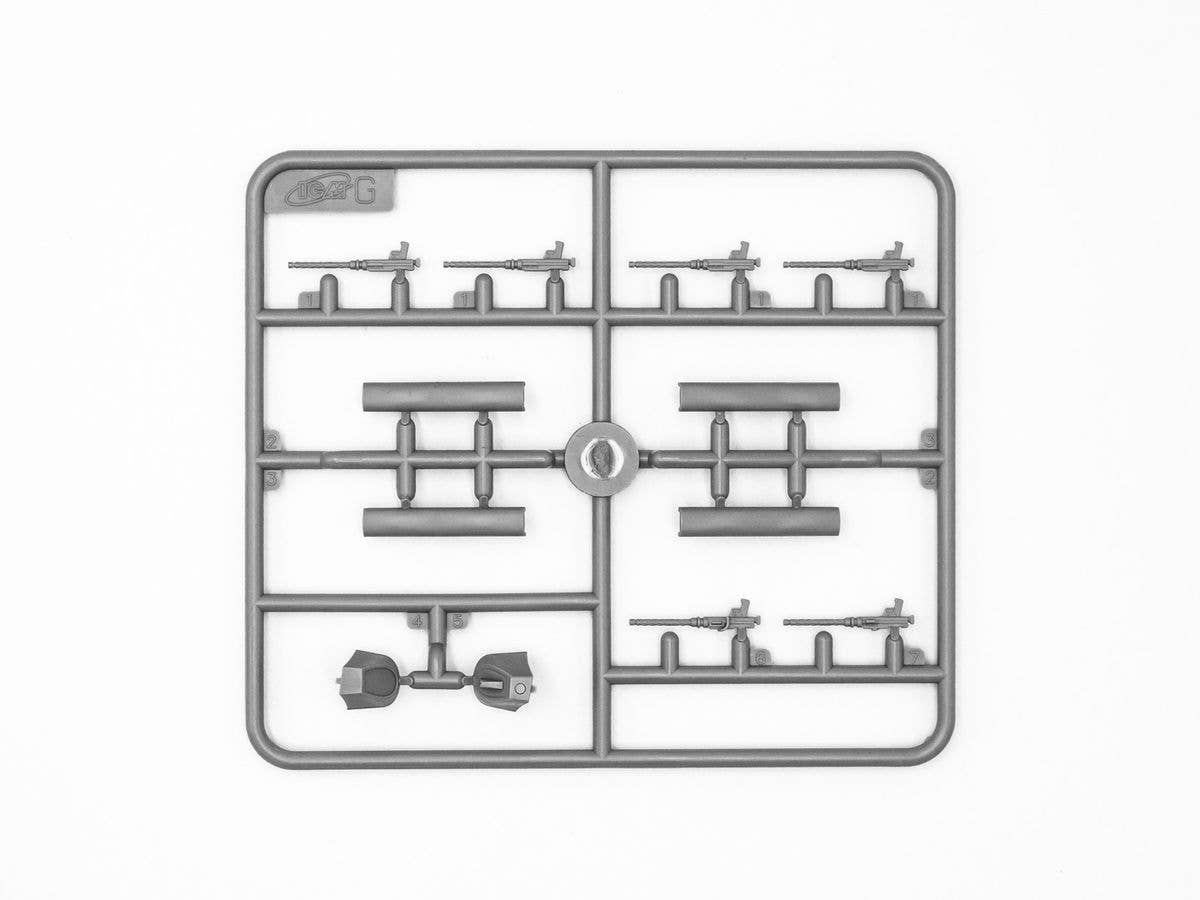 ICM 1/48 Ju 88P-1 Tank Buster | 4823044410194