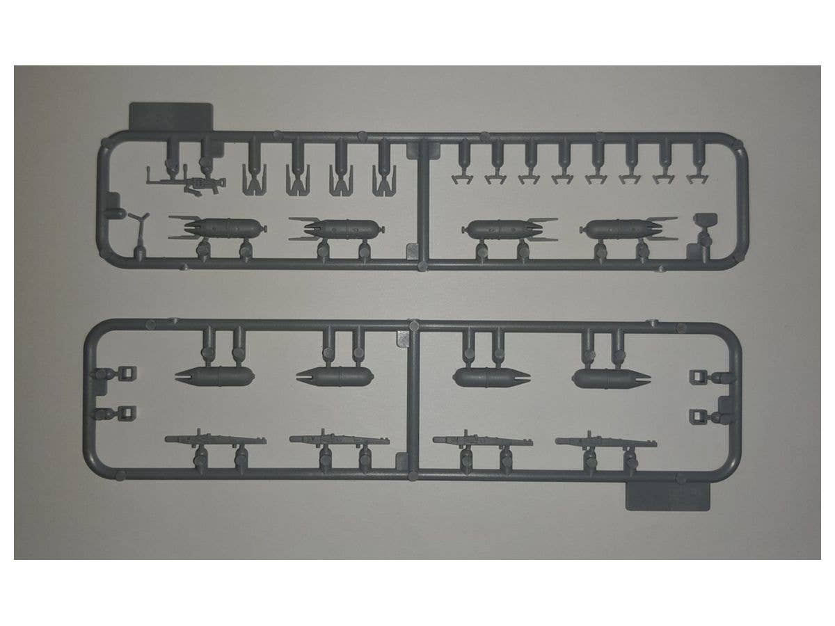 ICM 1/48 U-2/Po-2VS with Soviet Pilots & GP (1943-1945) | 4823044405749
