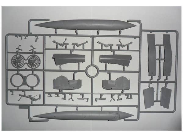 ICM 1/48 MiG-25 RBT, Soviet Reconnaissance Plane | 4823044404247