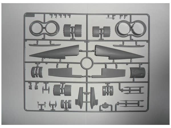 ICM 1/48 MiG-25 RBT, Soviet Reconnaissance Plane | 4823044404247