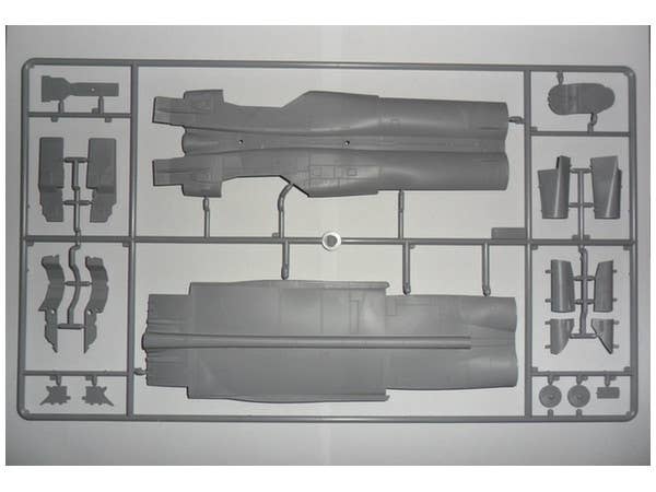 ICM 1/48 MiG-25 RBF, Soviet Reconnaissance Plane | 4823044404964