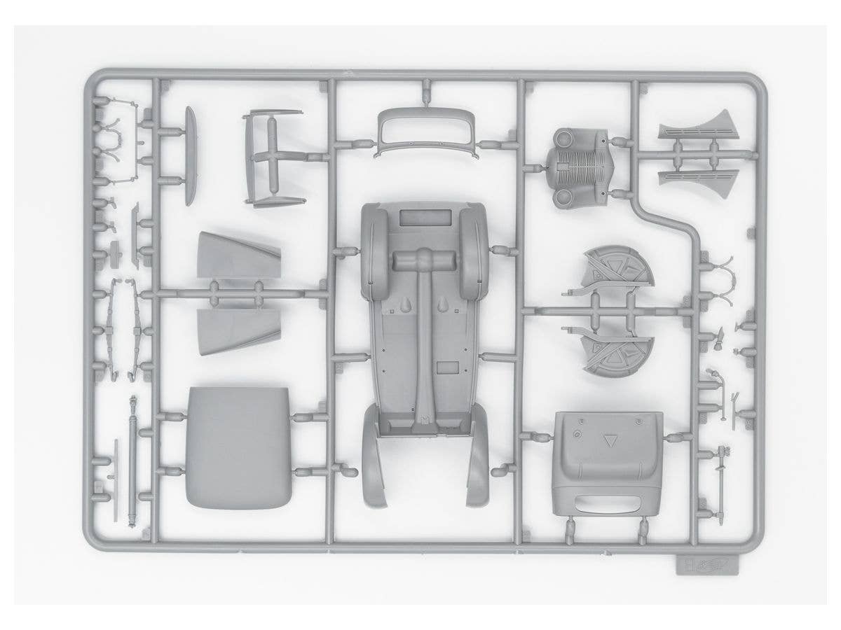 ICM Wehrmacht Personnel Cars (Kadett K38 Saloon, Kapitan Saloon, Admiral Saloon) | 4823044405428
