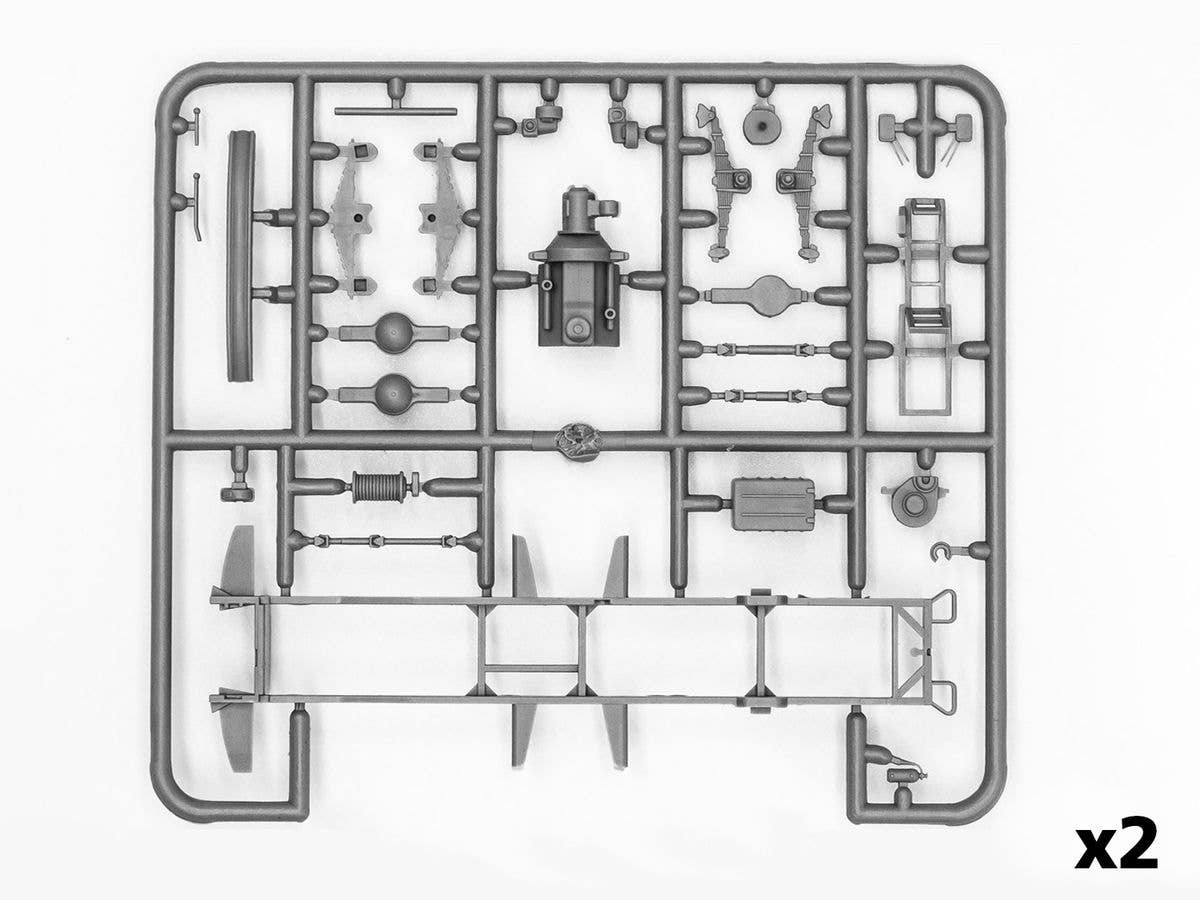 ICM 1/72 Soviet military airfield 1980s (Mikoyan-29 "9-13", APA-50M (ZiL-131), ATZ-5 and Soviet PAG-14 Airfield Plates) | 4823044408900