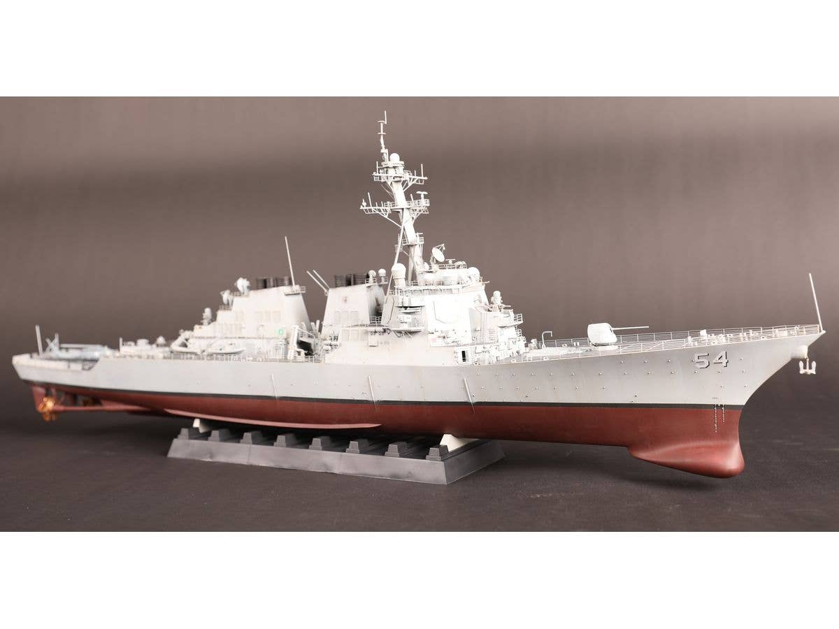 ILOVEKIT 1/200 USS Curtis Wilbur DDG-54 | 9580208620077