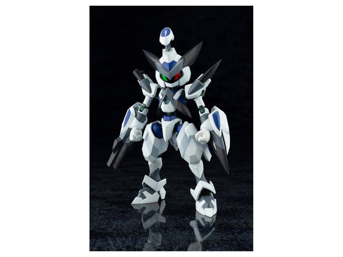 Kotobukiya 1/6 Medarot KXK00-M Crossmessiah, Plastic Model Kit | 4934054027101