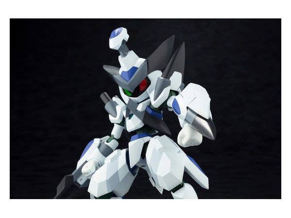 Kotobukiya 1/6 Medarot KXK00-M Crossmessiah, Plastic Model Kit | 4934054027101