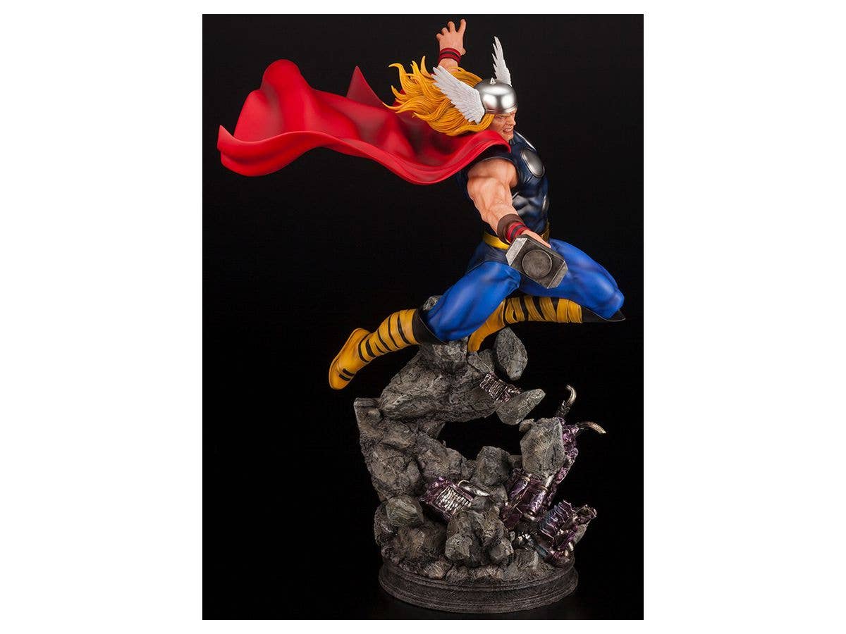 Kotobukiya 1/6 Marvel Universe Thor Avengers Fine Art Statue | 4934054024025