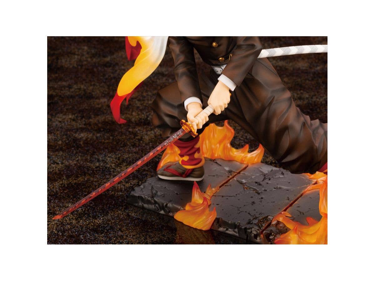 Kotobukiya 1/8 Artfx J Kyojuro Rengoku Demon Slayer, Pre-painted PVC Statue | 4934054026562