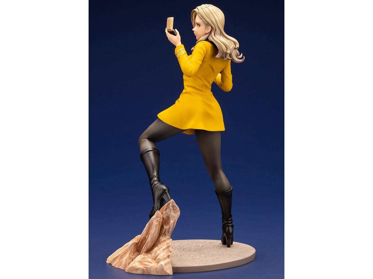 KOTOBUKIYA STAR TREK COMMAND OFFICER BISHOUJO STATUE | 4934054032204