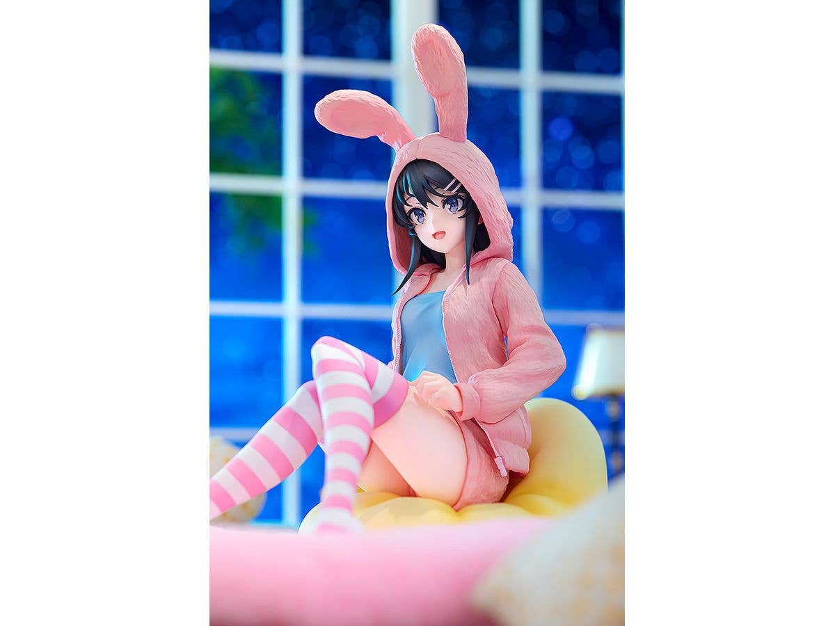 KADOKAWA Mai Sakurajima Hoodie☆Look Rabbit Ears Ver. Popular Edition | 4942330302484