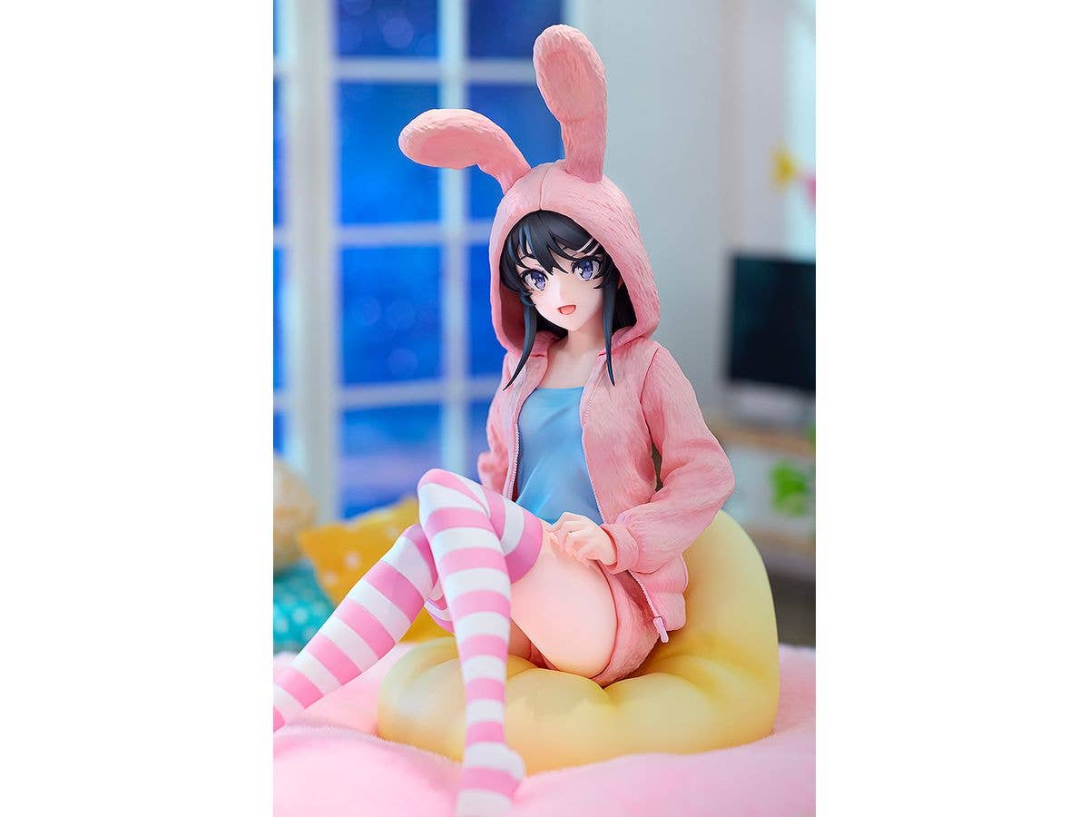 KADOKAWA Mai Sakurajima Hoodie☆Look Rabbit Ears Ver. Popular Edition | 4942330302484