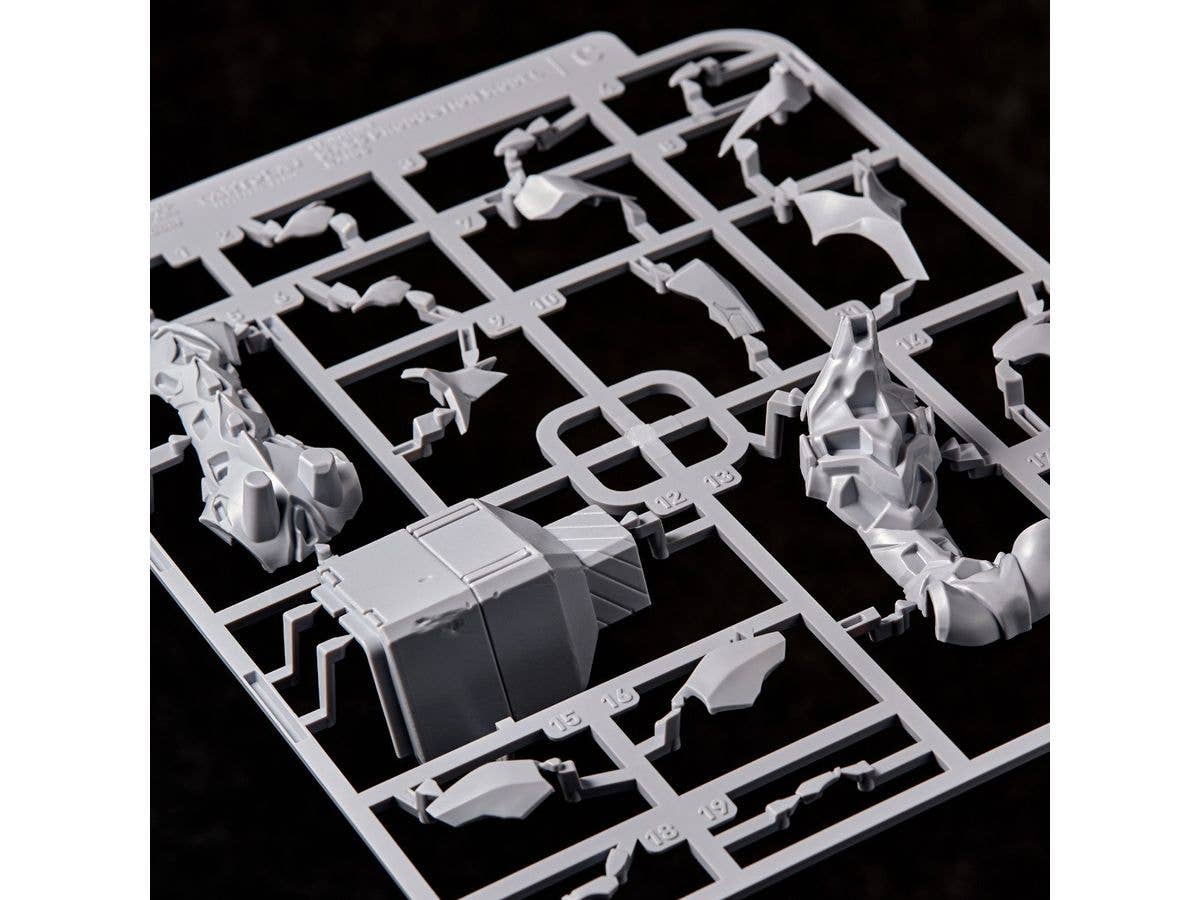 KAIYODO ARTPLA SCULPTURE WORKS Evangelion Mass Production Type -Attack- Plastic Model | 4537807190505