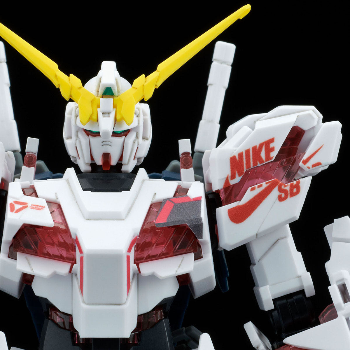 P-Bandai HG 1/144 Unicorn Gundam (Destroy Mode) Ver.NIKE SB