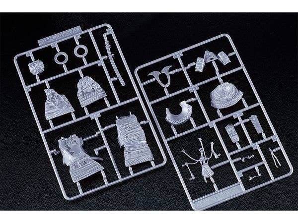 PLAMAX 1/12 Kamakura Period Armored Warrior: Silver Color Edition | 4545784014660