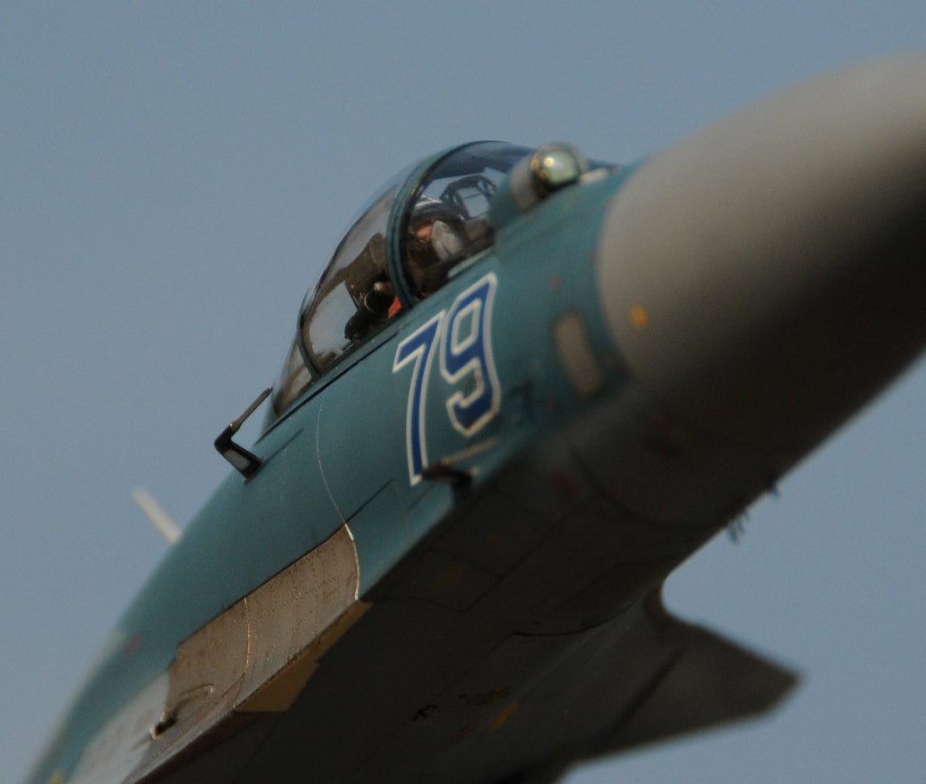 Minibase 1/48 Su-27K Sea Flanker W/Kh-41 Moskit Aircraft