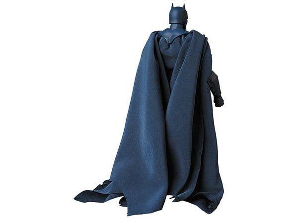 Medicom Toy MAFEX BATMAN (HUSH) | 4530956471051