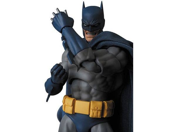 Medicom Toy MAFEX BATMAN (HUSH) | 4530956471051