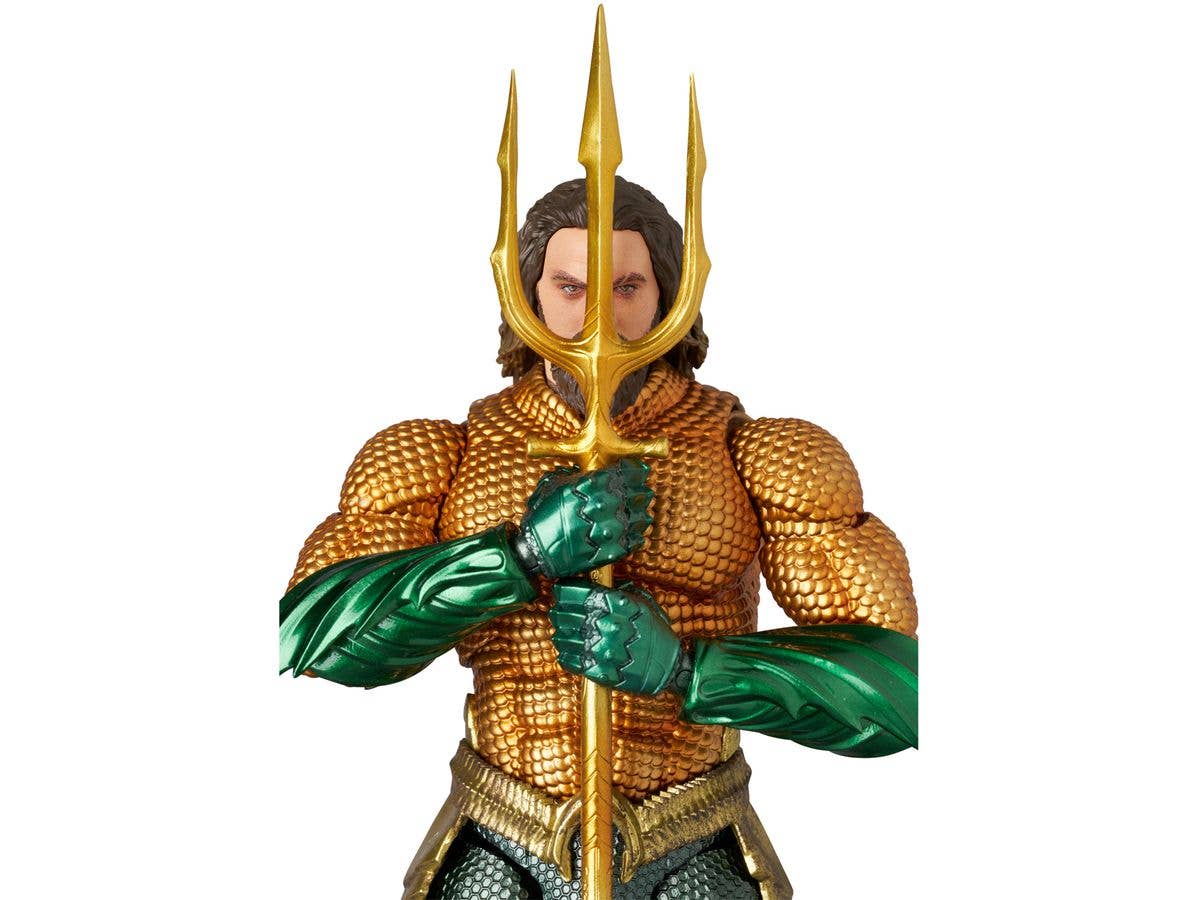 MEDICOM TOY MAFEX AQUAMAN(GOLD & GREEN SUIT) | 4530956472676