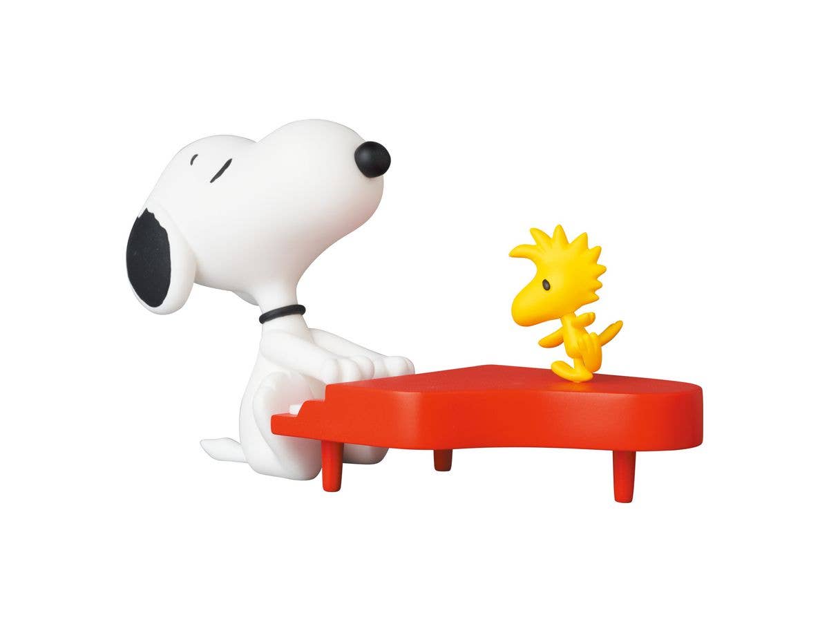 Medicom Toy UDF Peanuts Series 13 : PIANIST SNOOPY | 4530956156835