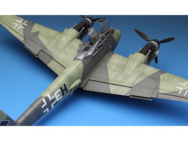 Meng 1/48 Messerschmitt Me 410A-1 High Speed Bomber | 4897038550371