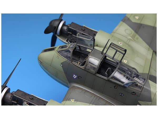 Meng 1/48 Messerschmitt Me 410A-1 High Speed Bomber | 4897038550371