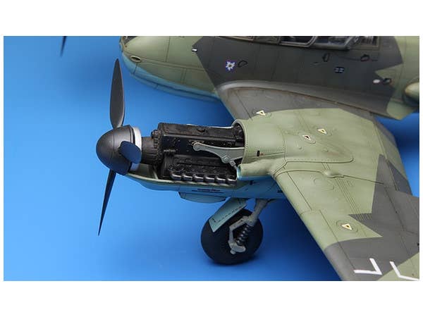 Meng 1/48 Messerschmitt Me 410A-1 High Speed Bomber | 4897038550371