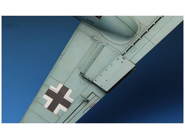 Meng 1/48 Messerschmitt Me 410A-1 High Speed Bomber | 4897038550371