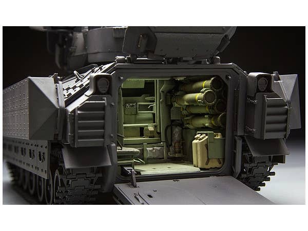 Meng 1/35 U.S. Cavalry Fighting Vehicle M3A3 Bradley with BUSK III Interior Set | 4897038550579