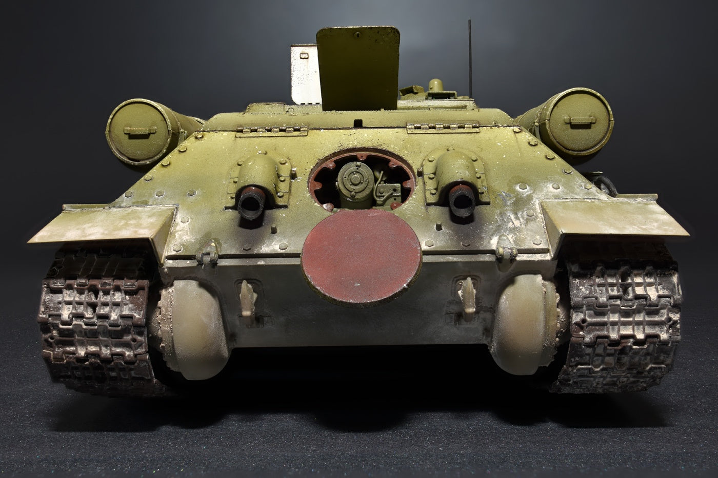 MiniArt 1/35 SU-85 Mod. 1943 (Mid Production) w/Full Interior | 4820183310408