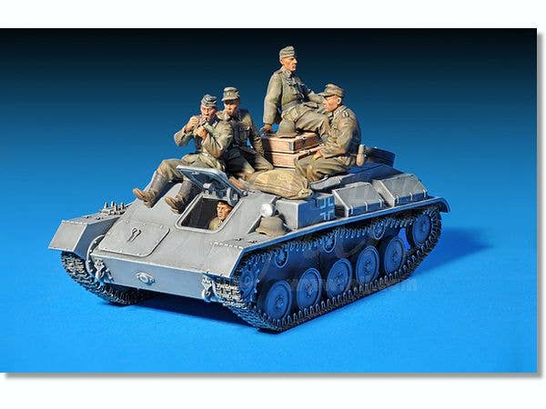 MiniArt 1/35 German Artillery Tractor T-70 (r) & Gun w/Crew | 4820041100745
