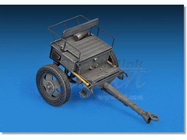 MiniArt 1/35 German Artillery Tractor T-70 (r) & Gun w/Crew | 4820041100745