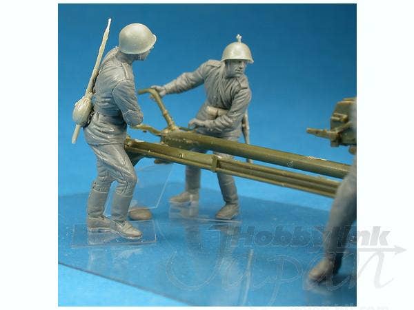 MiniArt Soviet Artillery Crew on Maneuver (1/35) | 4820041102473