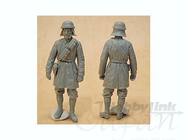 MiniArt 1/35 Italian Tank Crew | 4820041102190