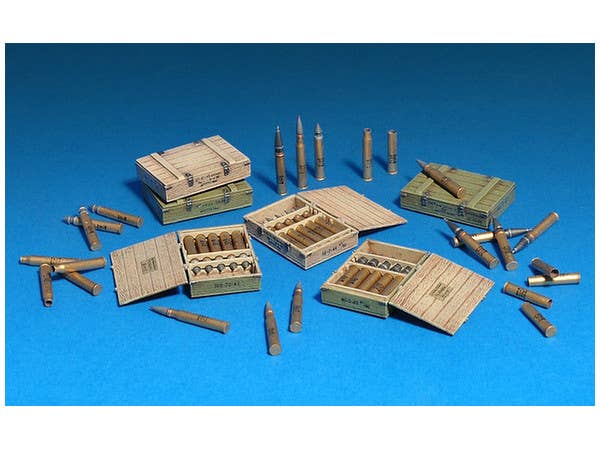 MiniArt 1/35 USV-BR 76-mm Gun Mod.1941 w/Limber & Crew | 4820041102886
