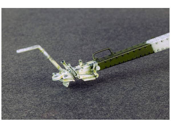 MiniArt 1/35 USV-BR 76-mm Gun Mod.1941 w/Limber & Crew | 4820041102886