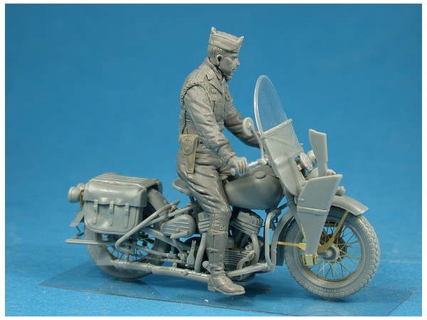 MiniArt 1/35 U.S.Millitary Policeman with Motorcycle | 4820183310149