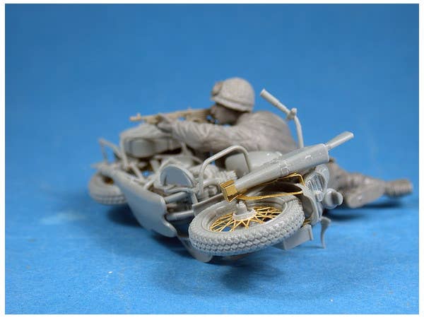 MiniArt 1/35 U.S.Motorcycle WLA with Rifleman | 4820183310163